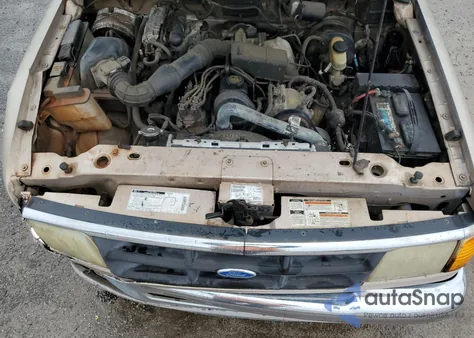 1994 Ford Ranger z USA, uszkodzony, nr VIN 1FTCR10A5RTB14072